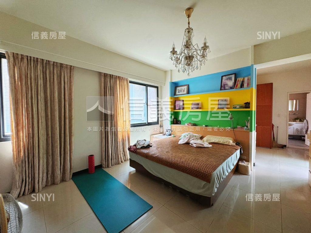近普霖斯頓輕屋齡邊間別墅房屋室內格局與周邊環境