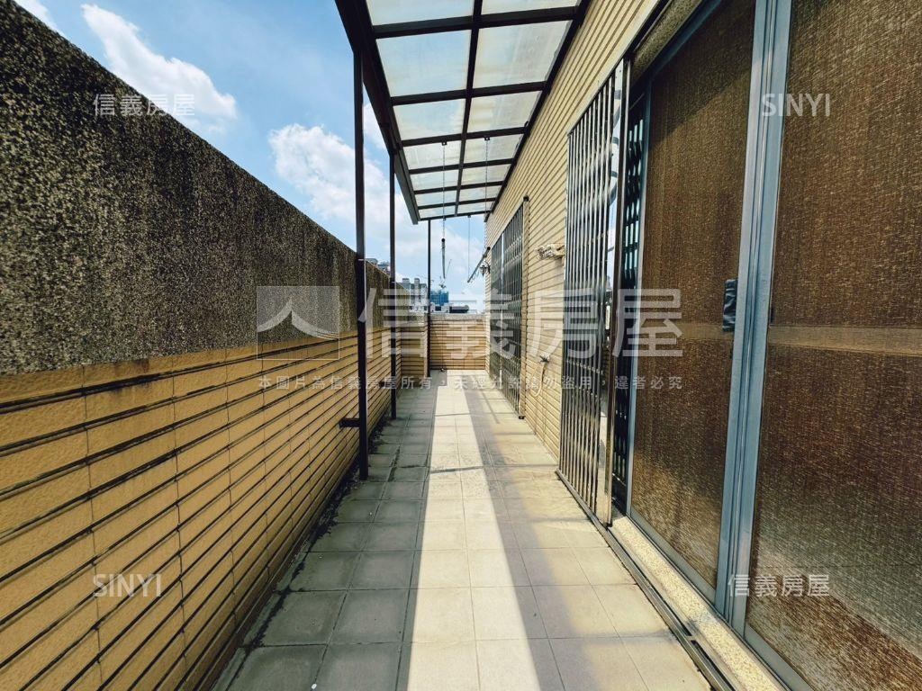 近普霖斯頓輕屋齡邊間別墅房屋室內格局與周邊環境