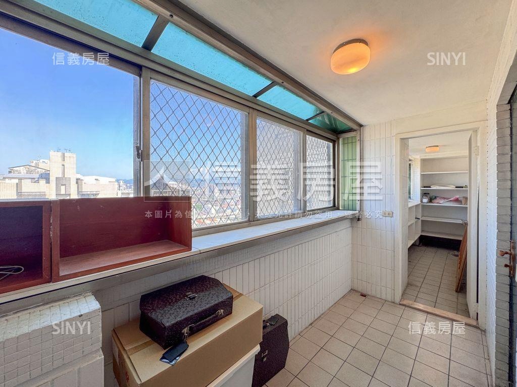 近１１期破百大坪數雙平車房屋室內格局與周邊環境