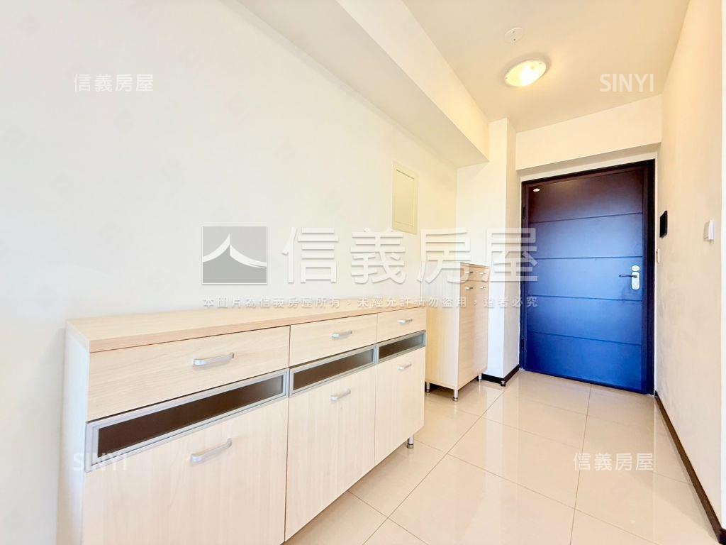 青埔翔譽邊間兩房平面車位房屋室內格局與周邊環境