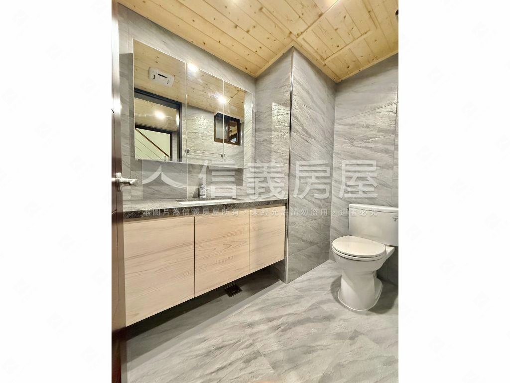 公園旁屋齡新美透天＃２房屋室內格局與周邊環境