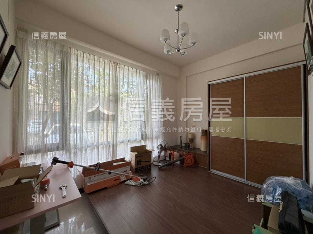 台中夜景視野度假別墅房屋室內格局與周邊環境