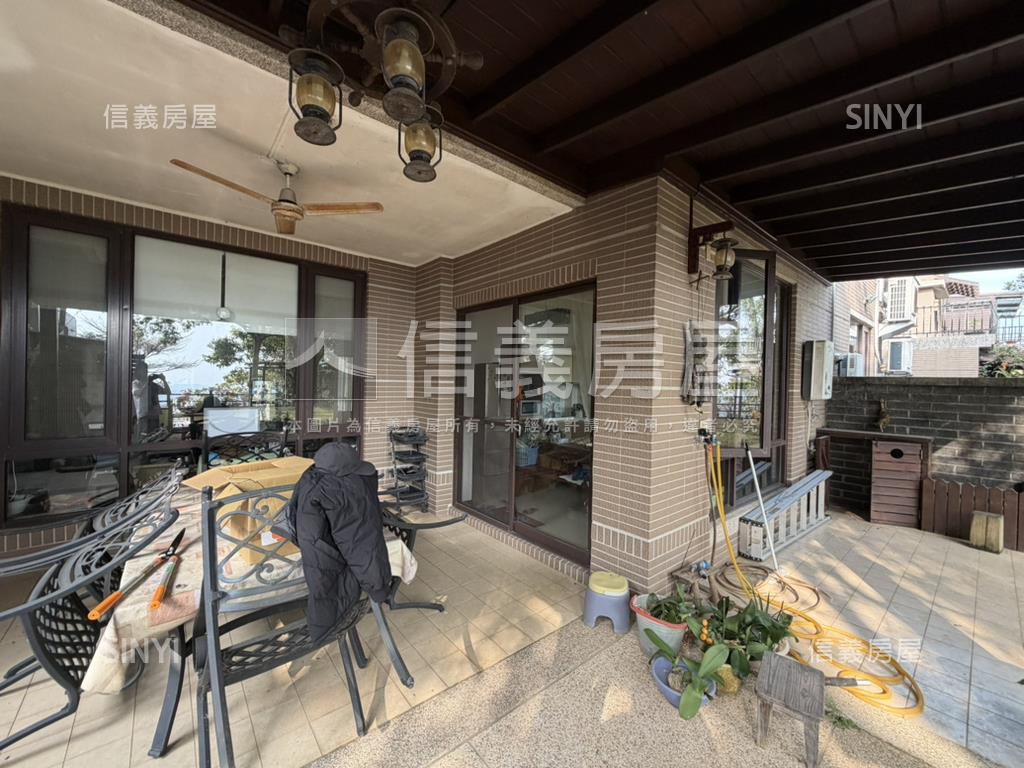 台中夜景視野度假別墅房屋室內格局與周邊環境