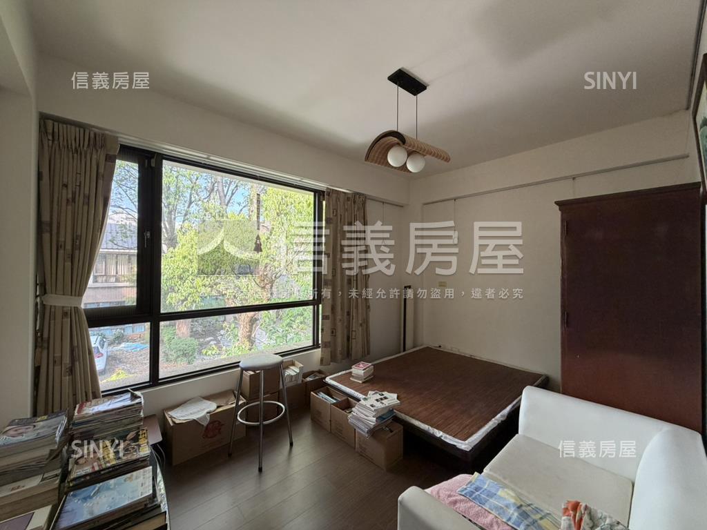 台中夜景視野度假別墅房屋室內格局與周邊環境