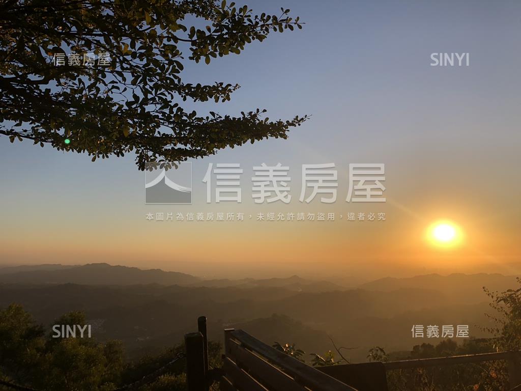 台中夜景視野度假別墅房屋室內格局與周邊環境