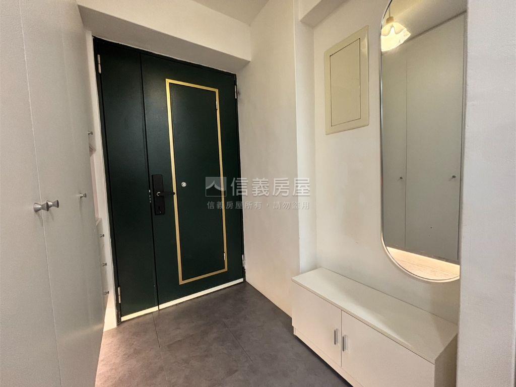 空一四區房屋室內格局與周邊環境