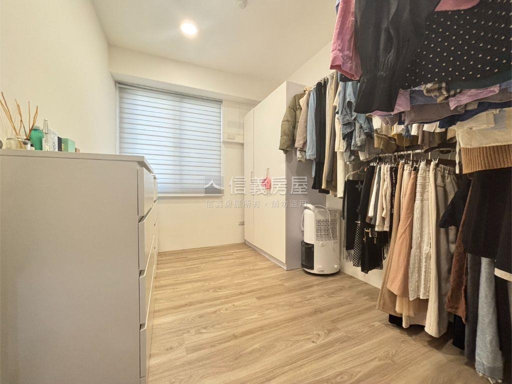 空一四區房屋室內格局與周邊環境