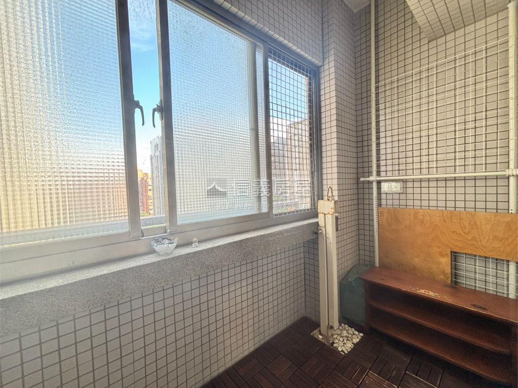 空一四區房屋室內格局與周邊環境
