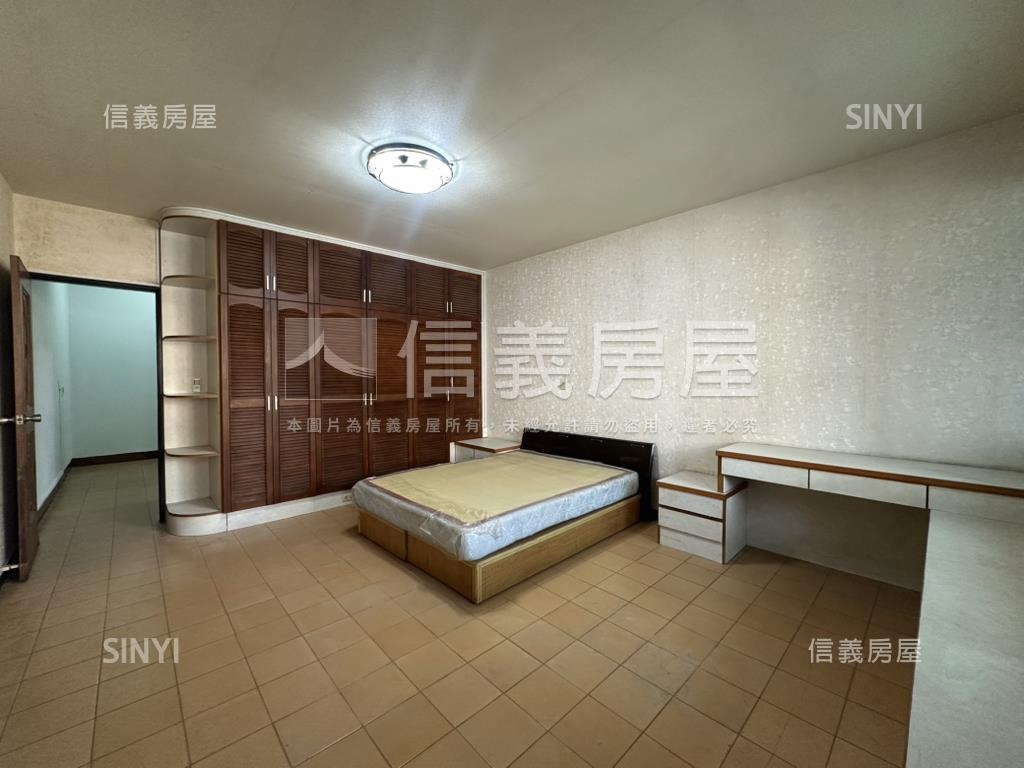 大橋活巷明亮車墅房屋室內格局與周邊環境