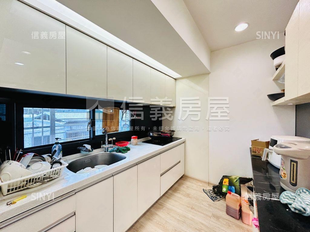 台北橋捷運採光四房♫房屋室內格局與周邊環境