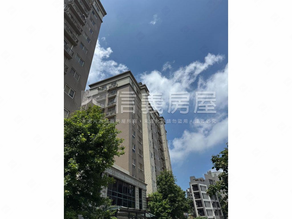 璞石樹海三房附車位房屋室內格局與周邊環境