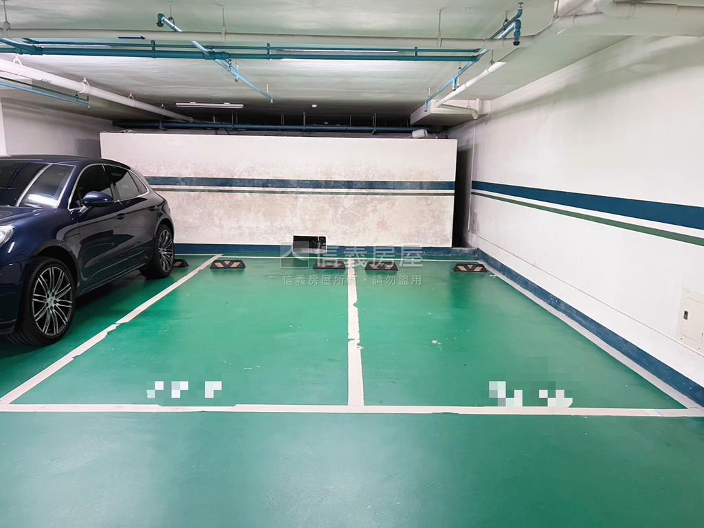 五期領袖靜巷雙車位房屋室內格局與周邊環境