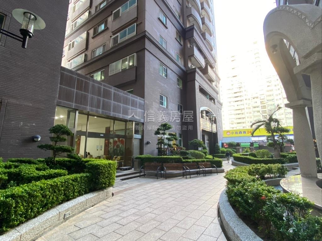 府都大世紀三房平車美宅房屋室內格局與周邊環境