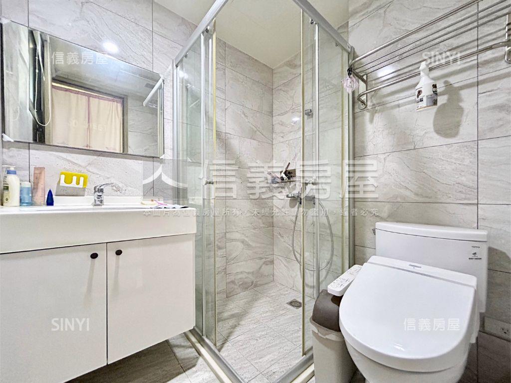 晶圓世家唯美三房房屋室內格局與周邊環境