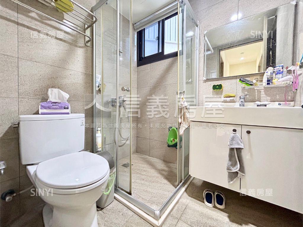 晶圓世家唯美三房房屋室內格局與周邊環境