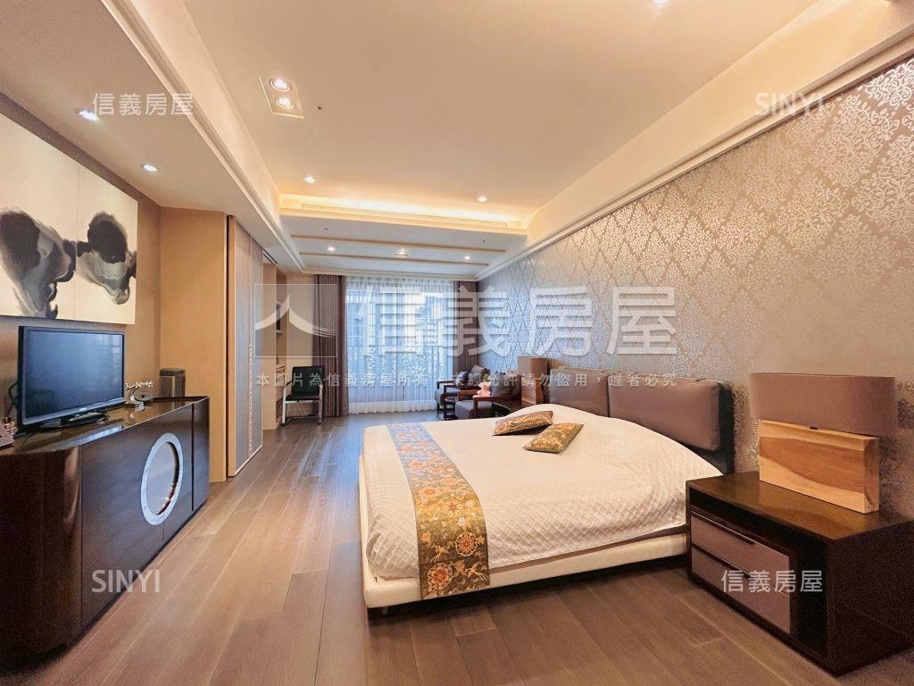 專約中悅一品裝潢景觀名宅房屋室內格局與周邊環境