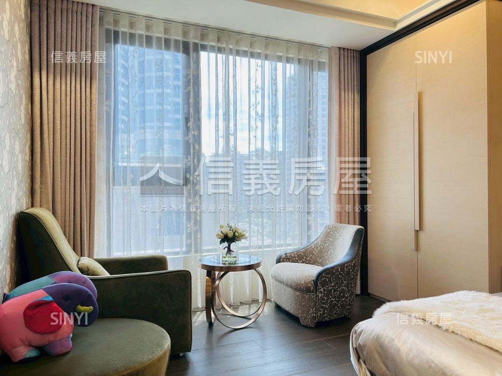 專約中悅一品裝潢景觀名宅房屋室內格局與周邊環境