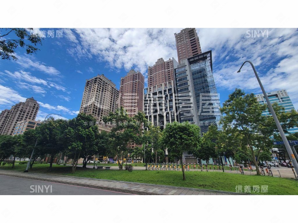專約中悅一品裝潢景觀名宅房屋室內格局與周邊環境
