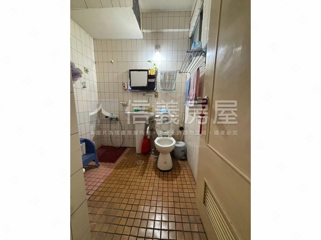 專任崇德商圈朝南美別墅房屋室內格局與周邊環境