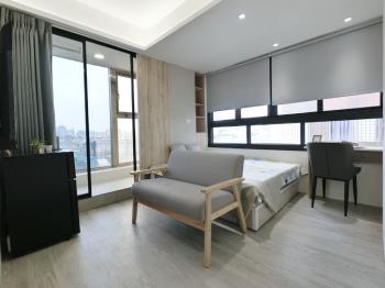 正台中路電梯分租三套２樓