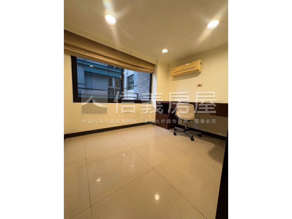 專任市府捷運１０１高第房屋室內格局與周邊環境