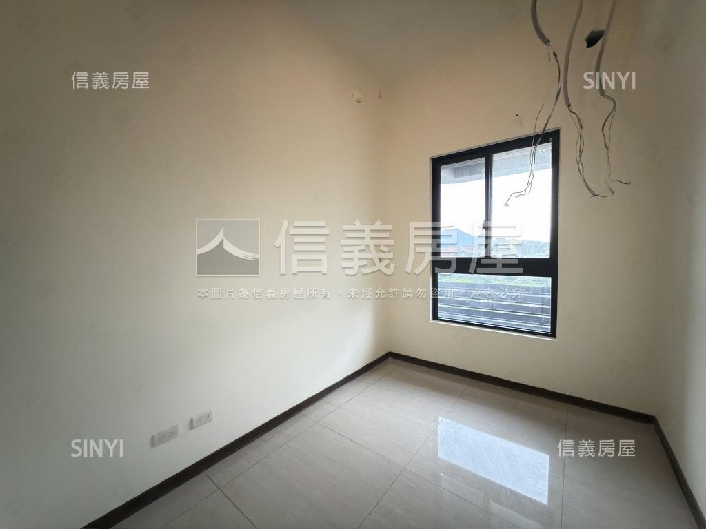 ［讚］副都心百邑兩房車位房屋室內格局與周邊環境