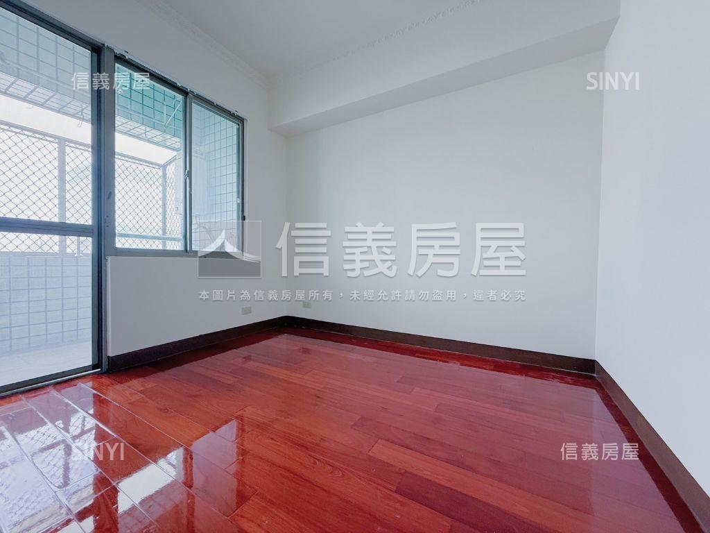 文藻榮總精美樓中樓附平車房屋室內格局與周邊環境