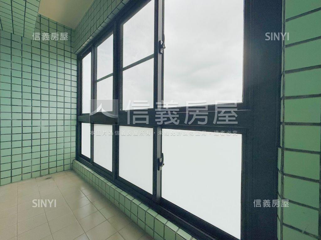 文藻榮總精美樓中樓附平車房屋室內格局與周邊環境