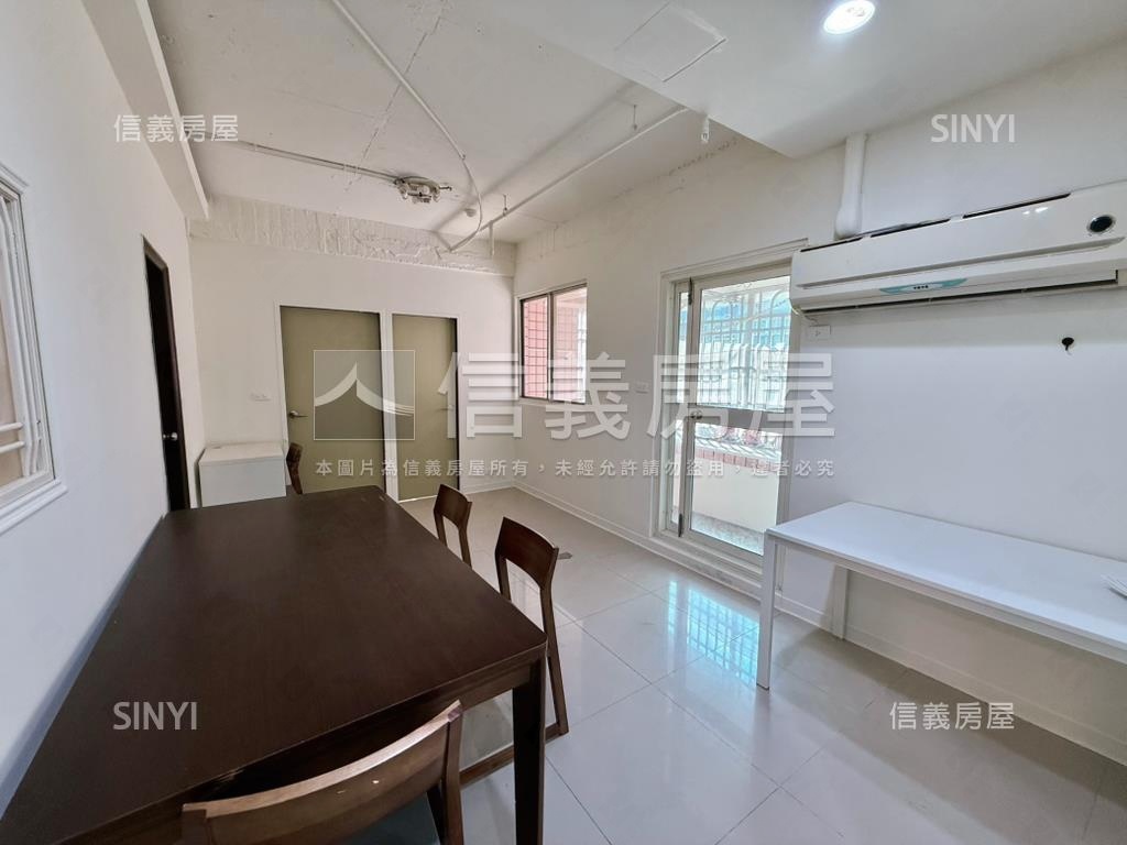 吉生廣場三房車位房屋室內格局與周邊環境