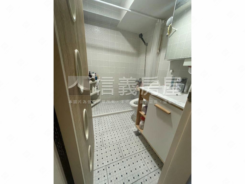 富豪新婚首購美美屋房屋室內格局與周邊環境