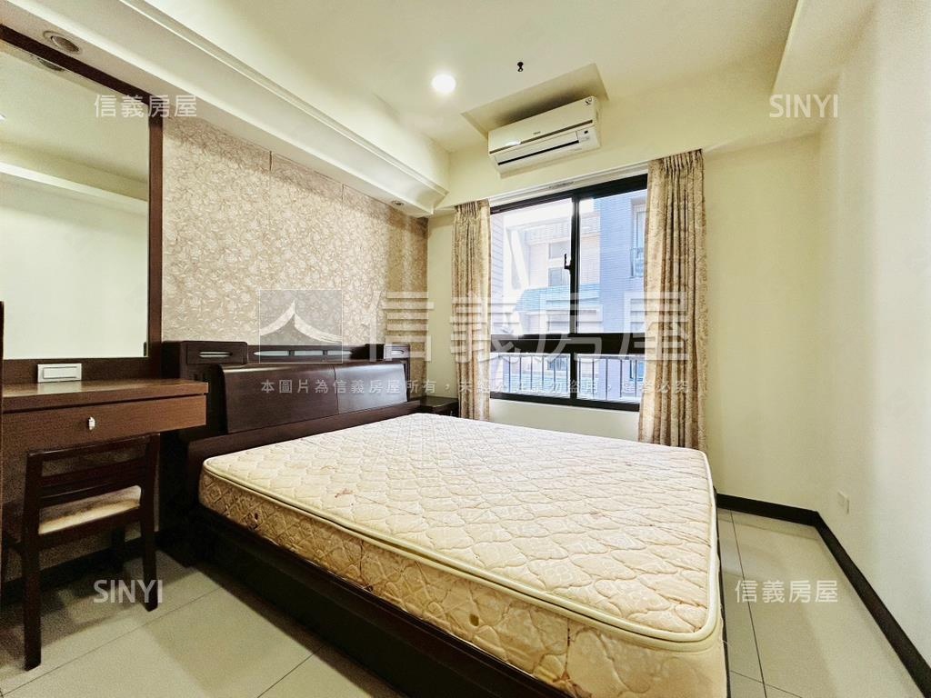 新浦東‧朝南‧中庭三房房屋室內格局與周邊環境