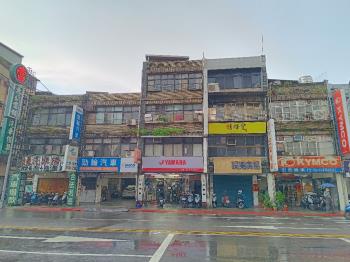 南京三民站馬路一樓店辦