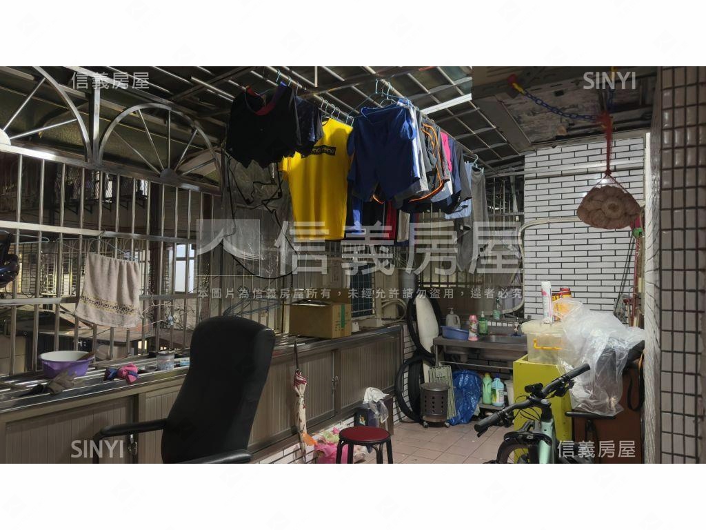 搶手捷運中正新建美寓２樓房屋室內格局與周邊環境