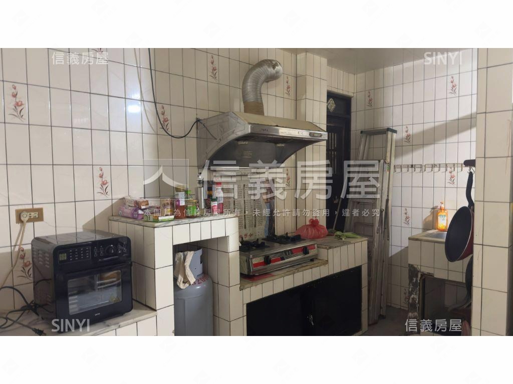 搶手捷運中正新建美寓２樓房屋室內格局與周邊環境