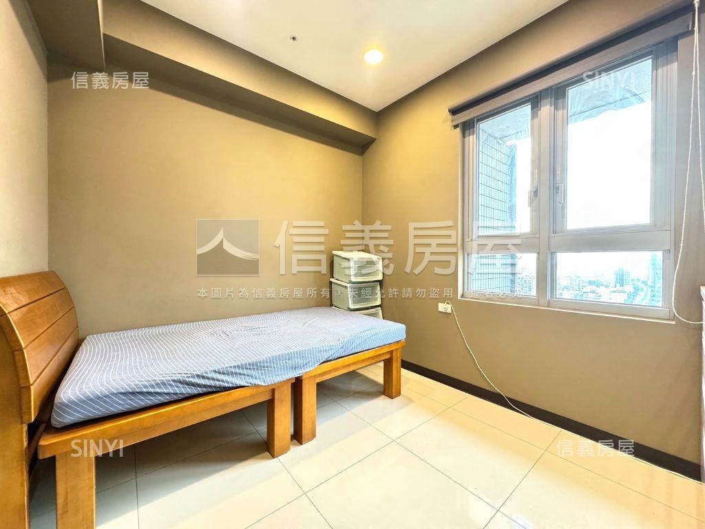 世紀雙星高樓景觀２房平車房屋室內格局與周邊環境