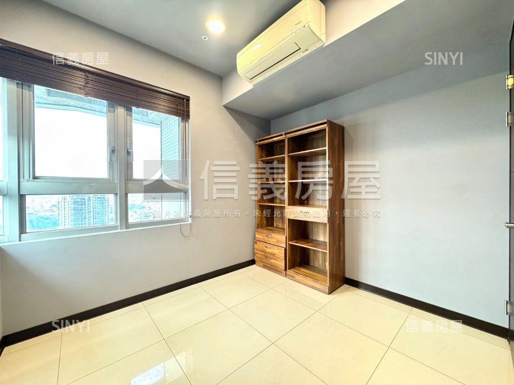 世紀雙星高樓景觀２房平車房屋室內格局與周邊環境