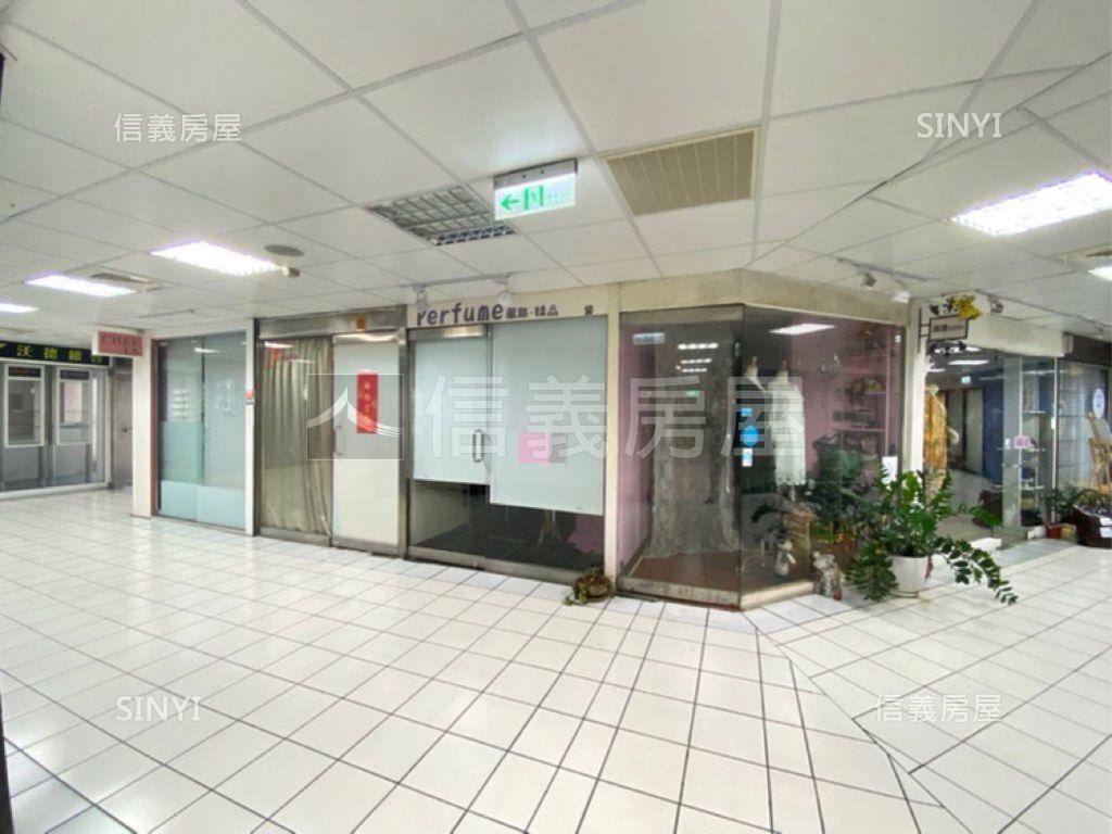 東區精緻小店面房屋室內格局與周邊環境