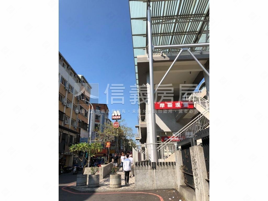 品藏逢甲美三房讚房屋室內格局與周邊環境