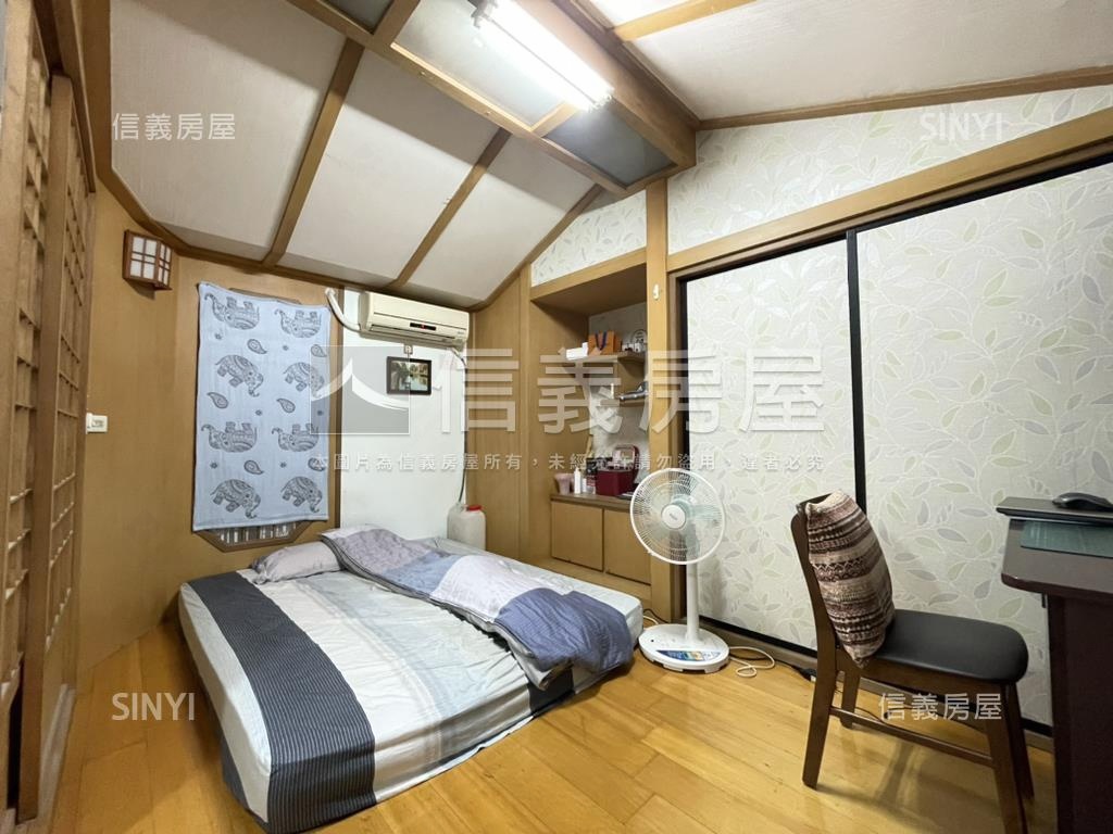 近獅甲捷運正三樓騎樓店住房屋室內格局與周邊環境