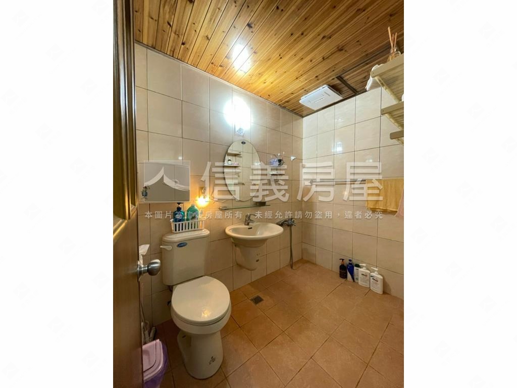 近獅甲捷運正三樓騎樓店住房屋室內格局與周邊環境