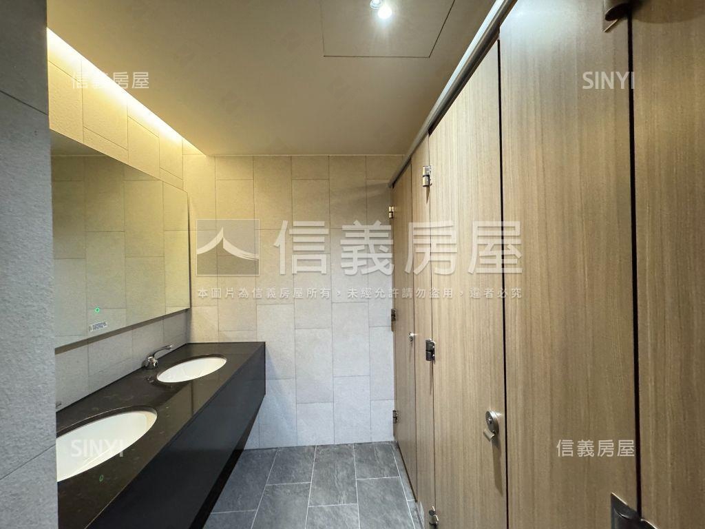 ＴＯＰ１環球經貿Ｂ３車位房屋室內格局與周邊環境