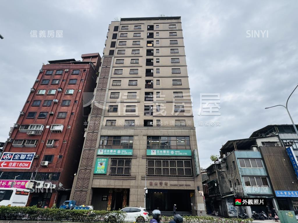 ＪＲ捷座★板南線捷運宅房屋室內格局與周邊環境