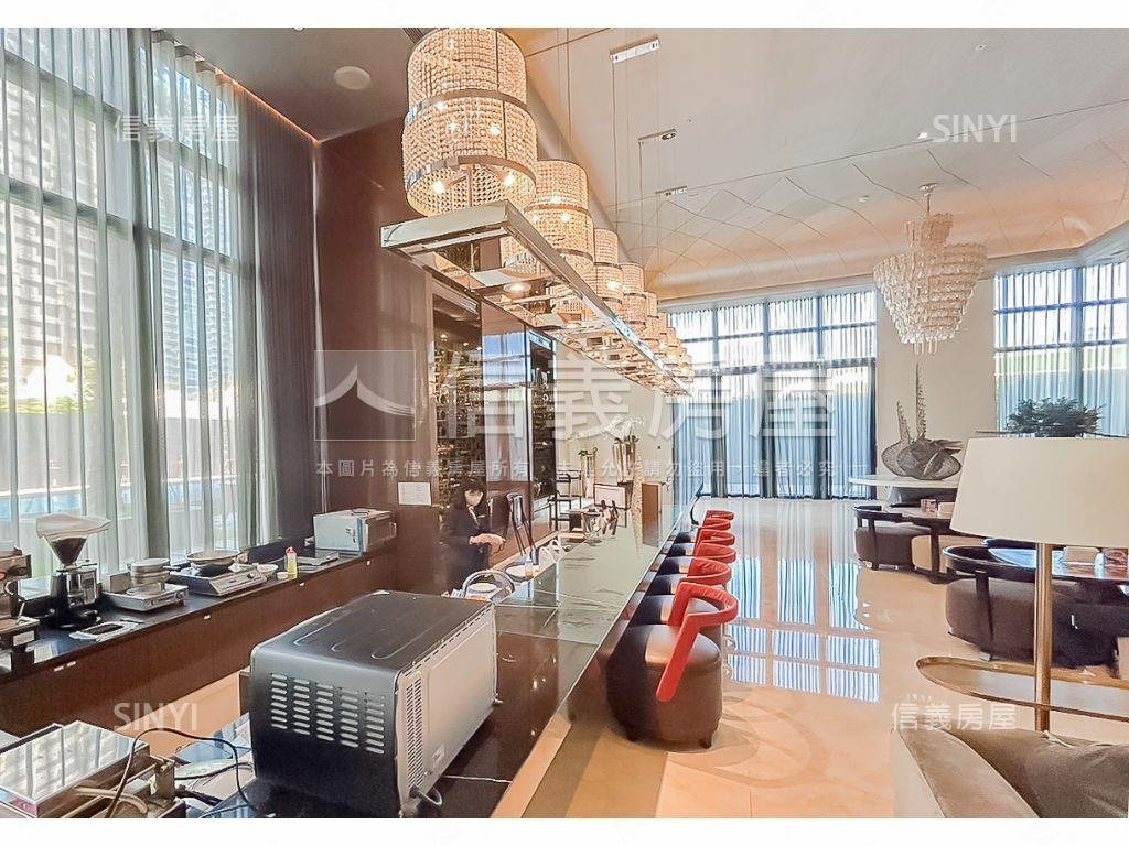 台中帝寶高樓平面車位房屋室內格局與周邊環境