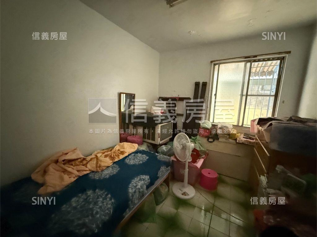 土庫家樂福商圈２樓公寓房屋室內格局與周邊環境