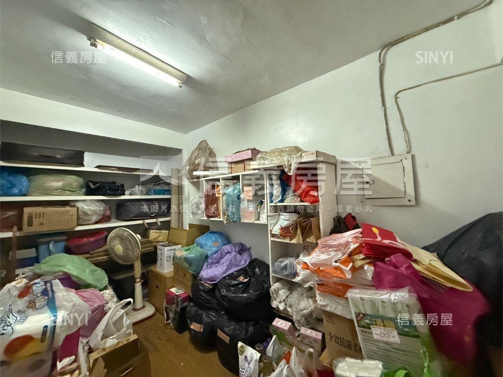 土庫家樂福商圈２樓公寓房屋室內格局與周邊環境