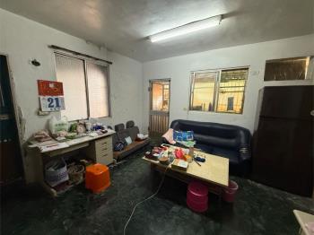 土庫家樂福商圈２樓公寓