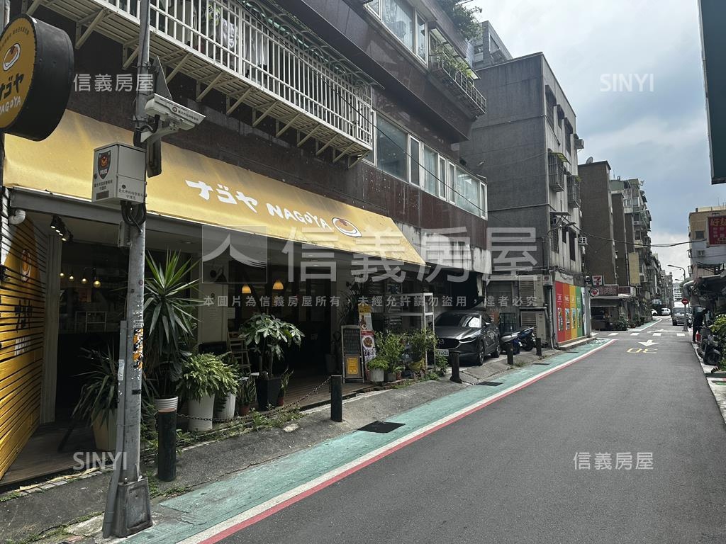 商三南京光復近捷運金店面房屋室內格局與周邊環境