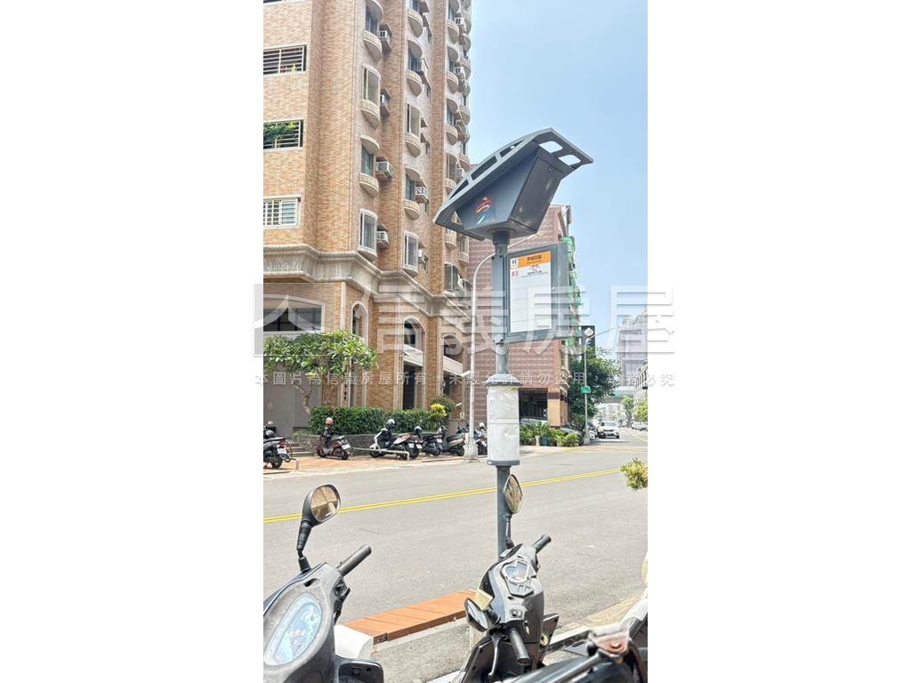 熱帶嶼典雅３房平車房屋室內格局與周邊環境