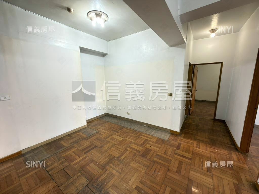 近溫州公園香榭三房車位房屋室內格局與周邊環境