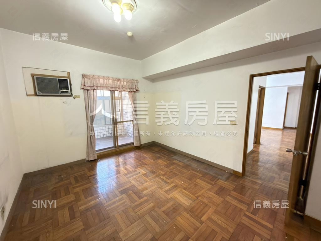 近溫州公園香榭三房車位房屋室內格局與周邊環境